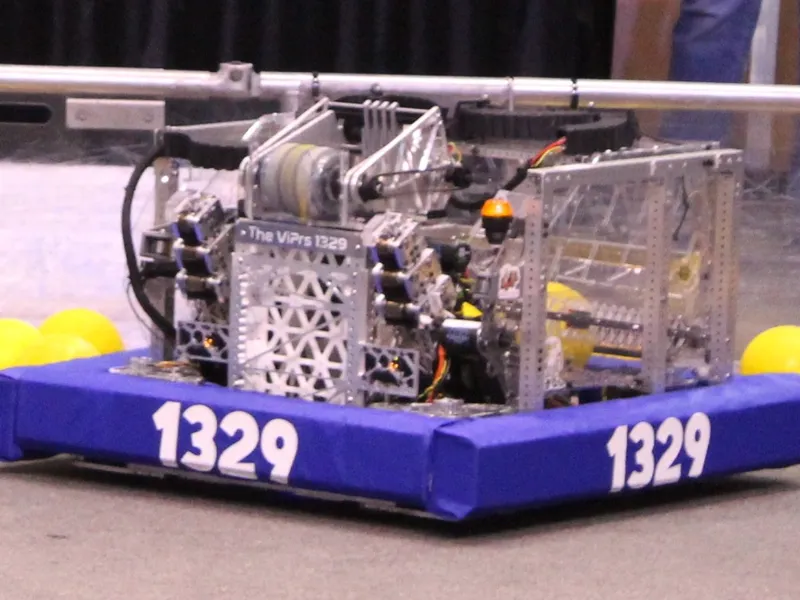 Linus, the 2026 ViPrs robot